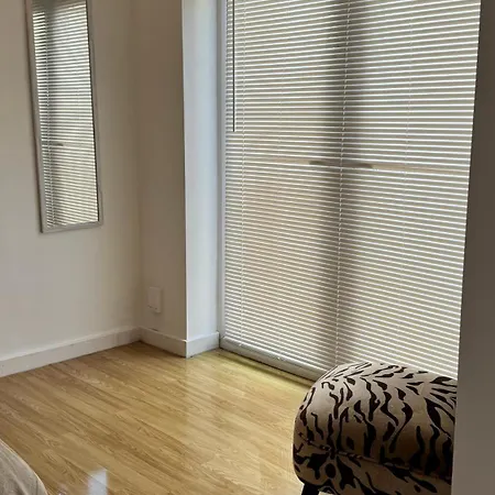 Гостевой дом Little Luxe Shared House Бристоль