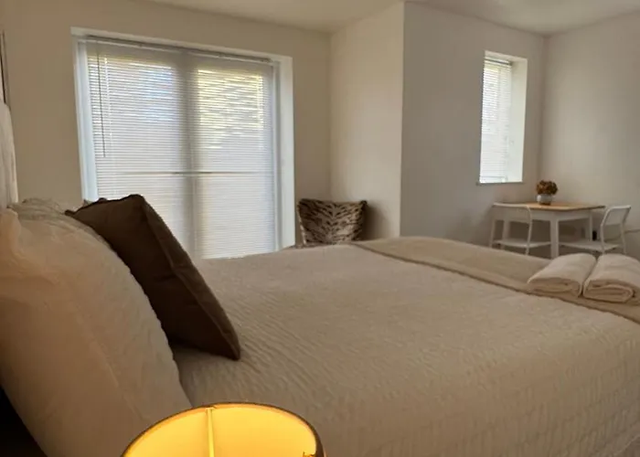 Guest house Little Luxe Shared House