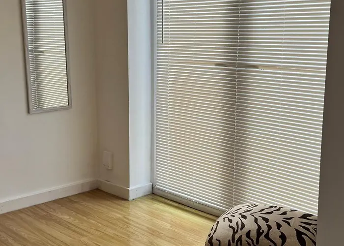 Guest house Little Luxe Shared House Bristol