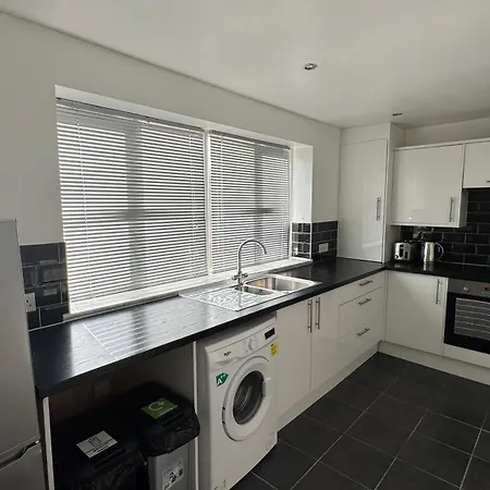 Little Luxe Shared House * Bristol