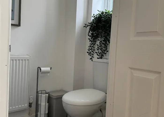 Гостевой дом Little Luxe Shared House *